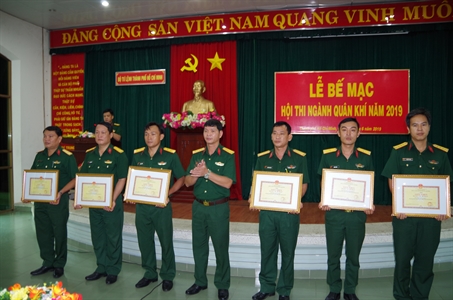 Bộ Tư lệnh Thành phố Hồ Chí Minh bế mạc hội thi ngành Quân khí