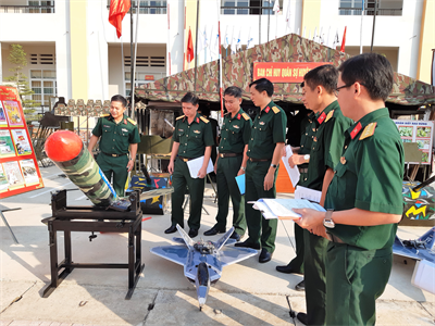 Bộ CHQS tỉnh Đồng Nai: Ứng dụng giải pháp, cải tiến kỹ thuật trong huấn luyện