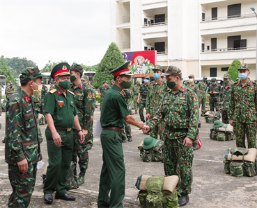 Trường Sĩ quan Lục quân 2 cử 300 cán bộ, học viên hỗ trợ Đồng Nai chống dịch