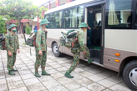 100 cán bộ, học viên Quân đội hỗ trợ Đồng Nai chống dịch