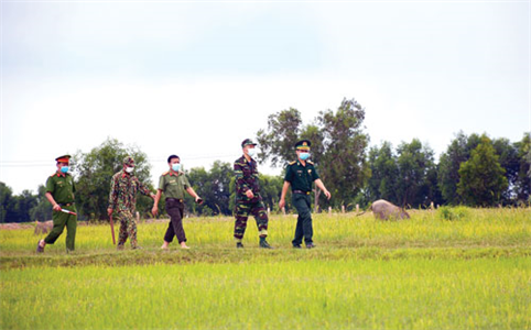 Bộ đội Biên phòng tỉnh Long An vượt khó thực hiện tốt “nhiệm vụ kép”