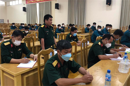 Ban CHQS thị xã Tân Uyên, tỉnh Bình Dương đối thoại dân chủ với cán bộ, chiến sĩ