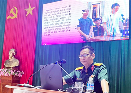 Bộ CHQS tỉnh Bình Phước học tập các chuyên đề pháp luật