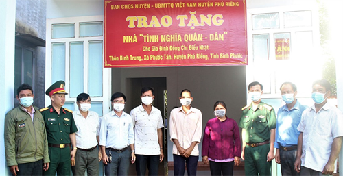LLVT huyện Phú Riềng, tỉnh Bình Phước nêu gương từ những việc làm bình dị
