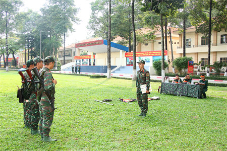 Bộ Quốc phòng kiểm tra công tác chuẩn bị huấn luyện năm 2023 tại Trung đoàn Gia Định