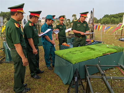 Ban CHQS thị xã Trảng Bàng, tỉnh Tây Ninh: Hội thi sáng kiến, cải tiến mô hình học cụ và đồ dùng huấn luyện