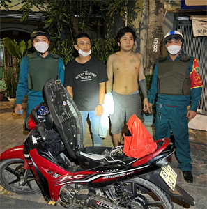Dân quân phường Phú Mỹ bắt trộm