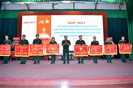 Bộ Tư lệnh Quân khu 7 tổ chức họp mặt cán bộ đoàn viên, hội viên các tổ chức quần chúng LLVT Quân khu