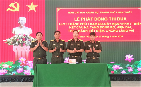 Ban CHQS thành phố Phan Thiết thi đua phát triển kết cấu hạ tầng kinh tế - xã hội