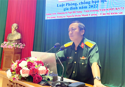 Bộ CHQS tỉnh Bình Phước học tập các chuyên đề pháp luật