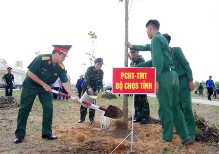 Bộ Chỉ huy Quân sự tỉnh Long An phát động trồng cây “Đời đời nhớ ơn Bác Hồ”