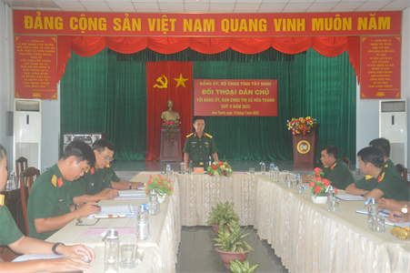 Đảng ủy, Bộ CHQS tỉnh Tây Ninh đối thoại dân chủ với LLVT thị xã Hòa Thành