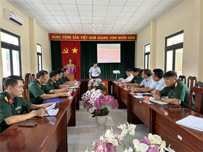 Lấy phiếu tín nhiệm cán bộ trong Đảng ủy, Ban CHQS thị xã Chơn Thành