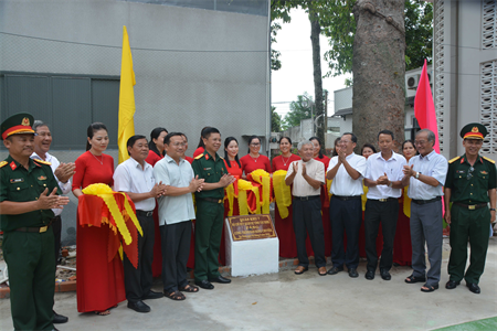 Bộ CHQS tỉnh Tây Ninh khánh thành sân bóng chuyền tại Giáo xứ Cao Xá, huyện Châu Thành
