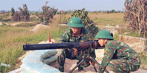 Bộ CHQS tỉnh Bình Phước hoàn thành diễn tập chiến thuật có bắn đạn thật
