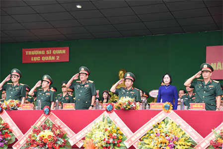 Thượng tướng Võ Minh Lương dự và chỉ đạo Lễ khai giảng năm học 2022-2023 của Trường Sĩ quan Lục quân 2