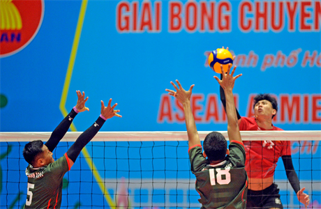 Đội tuyển bóng chuyền nam QĐND Việt Nam giành vé vào chung kết