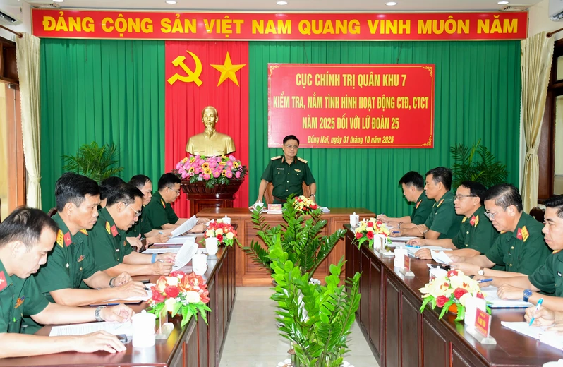 Cục Chính trị Quân khu kiểm tra hoạt động công tác Đảng, công tác chính trị Lữ đoàn 25