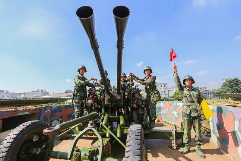 Lữ đoàn 77: Học tập và làm theo Bác Hồ, xây dựng Đảng bộ trong sạch vững mạnh trong tình hình mới
