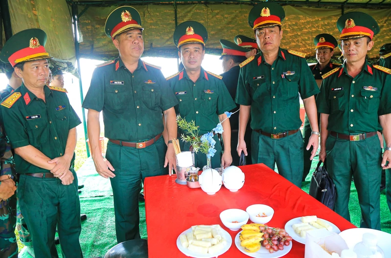 Tổng cục Hậu cần - Kỹ thuật kiểm tra công tác chuẩn bị bảo đảm cho giao lưu hữu nghị quốc phòng Việt Nam - Campuchia