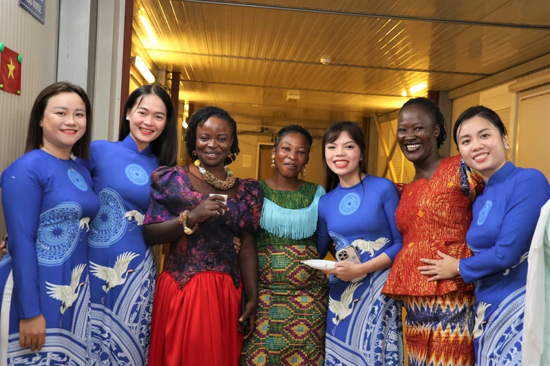 Hội phụ nữ cơ sở Bệnh viện Dã chiến cấp 2 số 7: Lan tỏa giá trị hòa bình và nhân ái ở Châu Phi