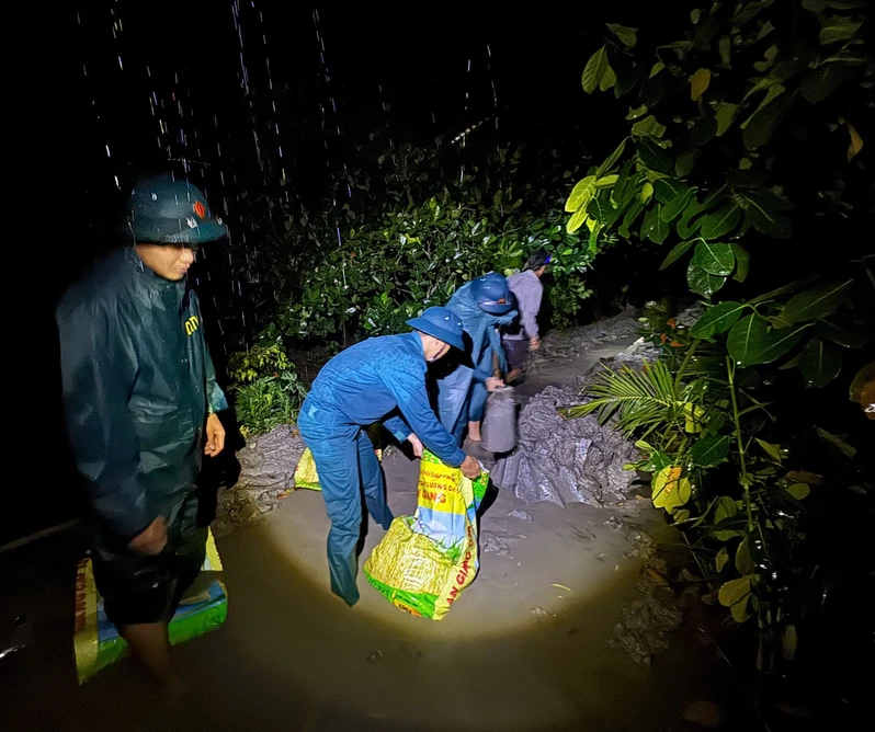 Lực lượng vũ trang tỉnh Tây Ninh thực hiện các biện pháp ứng phó mưa lũ