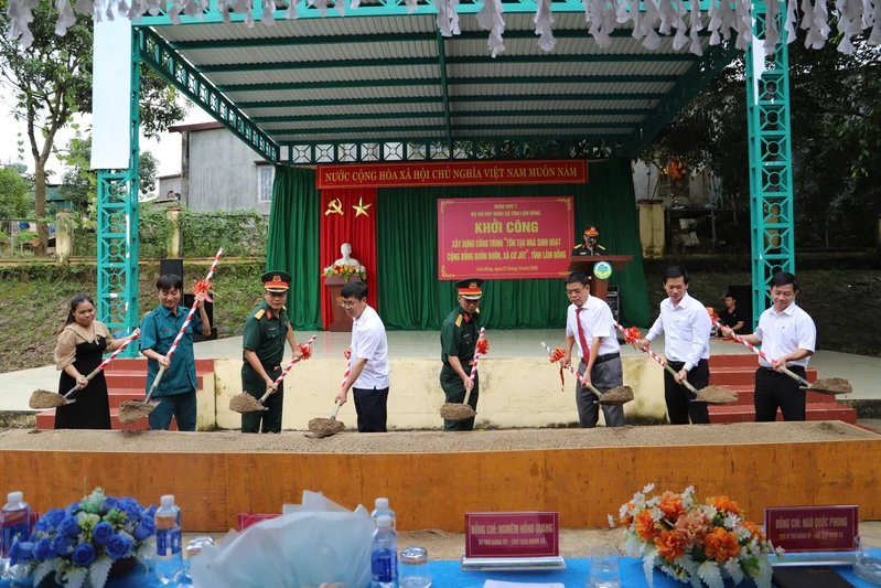 Bộ CHQS tỉnh Lâm Đồng: Khởi công công trình tôn tạo Nhà sinh hoạt cộng đồng 
