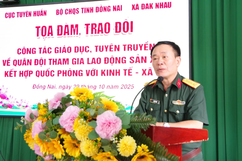 Tọa đàm "Công tác giáo dục, tuyên truyền về Quân đội tham gia lao động sản xuất, kết hợp quốc phòng với kinh tế - xã hội"