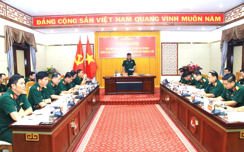 Quân khu 7 rút kinh nghiệm sau 3 tháng tổ chức lại cơ quan quân sự địa phương gắn với chính quyền 2 cấp