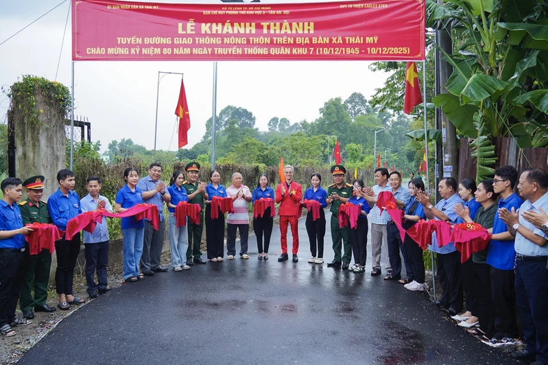Ban Chỉ huy Phòng thủ khu vực 3 - Tân An Hội khánh thành tuyến đường giao thông nông thôn