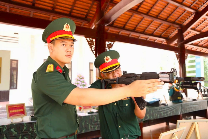 Người Đại đội trưởng mẫu mực, sáng tạo