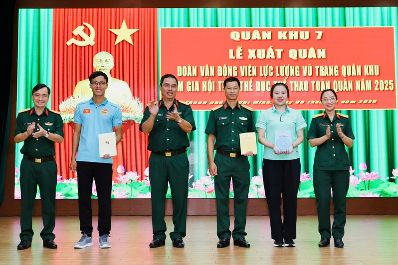 Đoàn Vận động viên Quân khu 7 xuất quân tham gia Hội thao Thể dục thể thao toàn quân năm 2025
