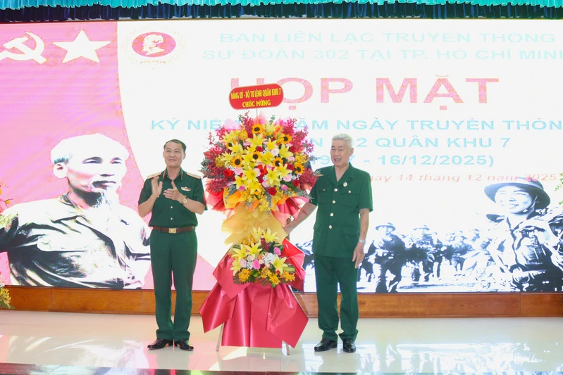 Ban Liên lạc truyền thống Sư đoàn 302 tại TPHCM họp mặt kỷ niệm 48 năm Ngày truyền thống Sư đoàn 
