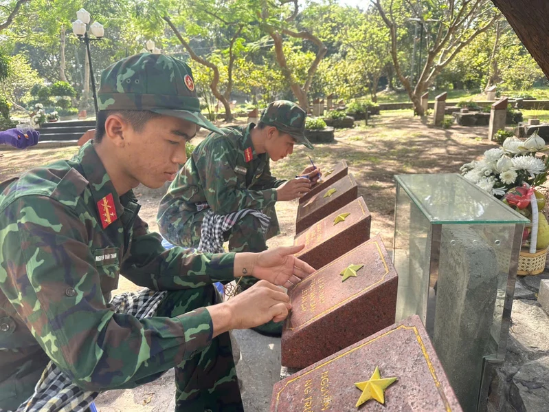 Tuổi trẻ Đặc khu Côn Đảo tri ân thế hệ cha anh