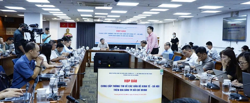 Sở Công Thương TP. Hồ Chí Minh lên tiếng về nguy cơ gần 500 xe buýt CNG phải ngừng hoạt động từ ngày 1/1/2026