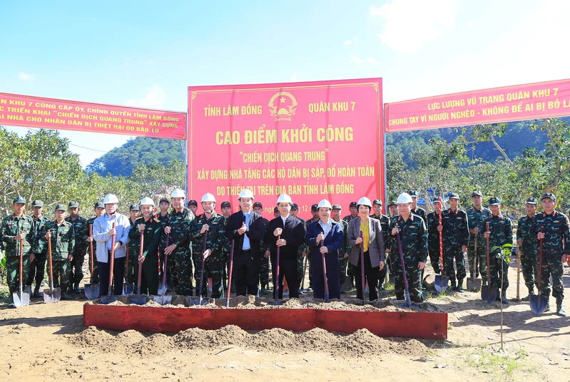 Quân khu 7 khởi công xây nhà tặng hộ dân bị sập, đổ hoàn toàn do thiên tai