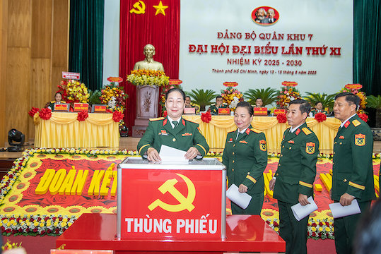 Đại hội đại biểu Đảng bộ Quân khu 7 tiến hành bầu cử Ban chấp hành Đảng bộ nhiệm kỳ 2025 - 2030