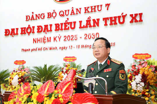 Nâng cao năng lực lãnh đạo, sức chiến đấu của Đảng bộ, xây dựng LLVT Quân khu 7 cách mạng, chính quy, tinh nhuệ, hiện đại