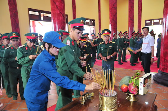 Hành trình về nguồn tại khu di tích lịch sử chiến khu Rừng Sác anh hùng