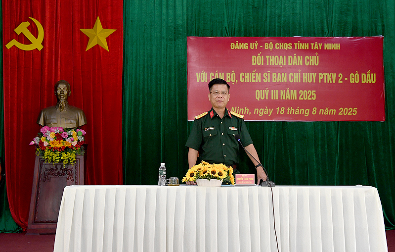 Bộ CHQS tỉnh Tây Ninh đối thoại dân chủ tại Ban Chỉ huy Phòng thủ khu vực 2 - Gò Dầu