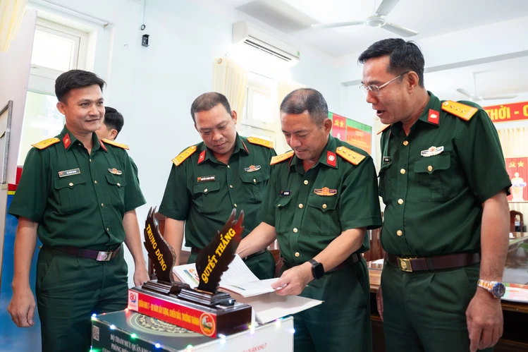 Cụm thi đua 1, Bộ Tham mưu chấm thi tìm hiểu “80 năm lịch sử vẻ vang Quân khu 7”