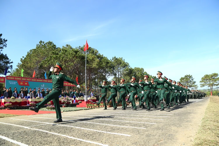 Bộ trưởng Bộ Quốc phòng gửi thư chúc mừng 80 năm Ngày truyền thống lực lượng vũ trang tỉnh Lâm Đồng
