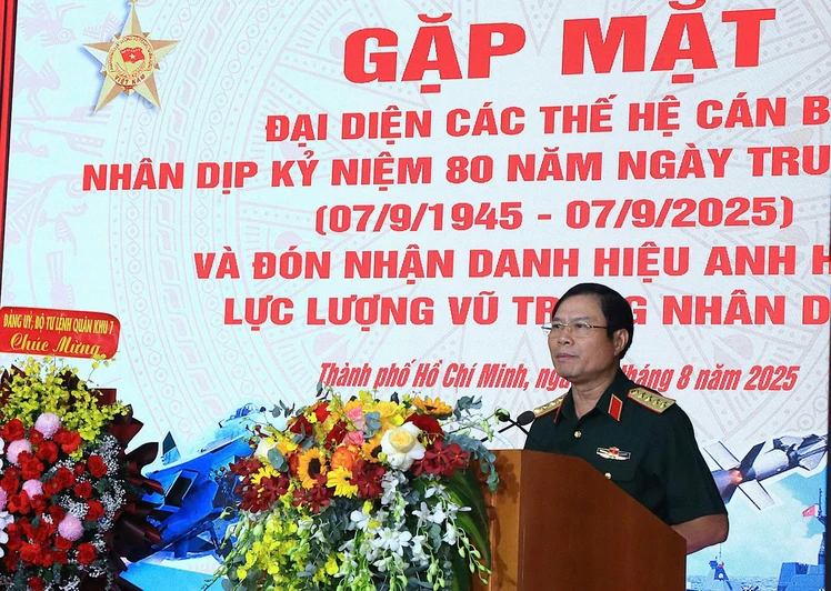 Gặp mặt kỷ niệm 80 năm Ngày truyền thống Bộ Tổng Tham mưu