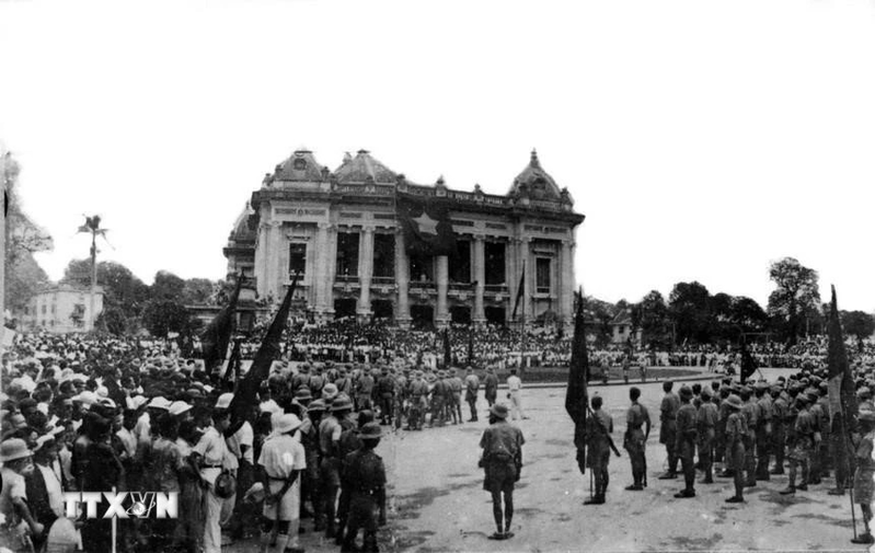 Tiếng vọng non sông
