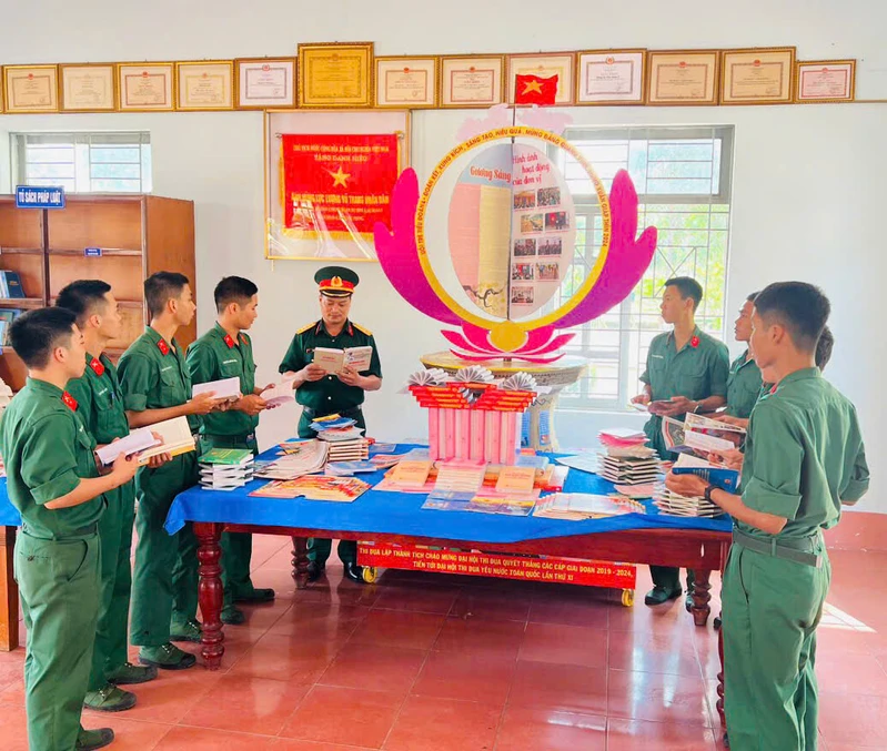 Trung đoàn 2, Sư đoàn 9: Nhiều mô hình hay, cách làm sáng tạo trong phổ biến, giáo dục pháp luật cho thanh niên