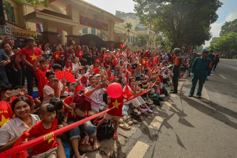 Đại lễ ở Thủ đô trong mắt du khách miền Nam
