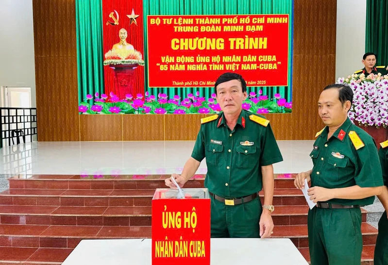 Trung đoàn Minh Đạm tổ chức Chương trình vận động ủng hộ nhân dân Cuba