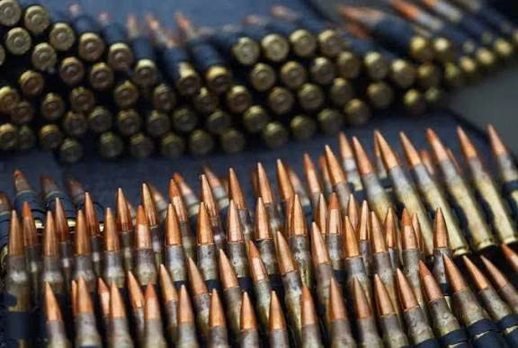 Tàng trữ, sử dụng một viên đạn có bị truy cứu trách nhiệm hình sự?