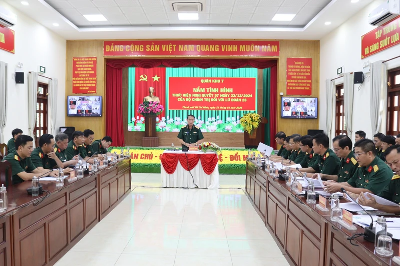 Quân khu 7 họp Ban Chỉ đạo 1325 về phát triển khoa học công nghệ, chuyển đổi số và cải cách hành chính