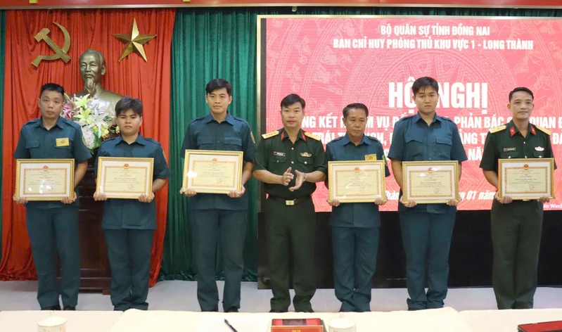 Ban Chỉ huy Phòng thủ Khu vực 1 - Long Thành chủ động đấu tranh với các thông tin xấu độc trên không gian mạng 